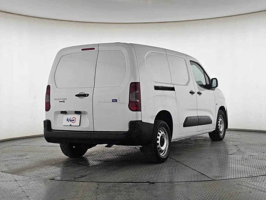 بيجو بارتنر Long van 2022 