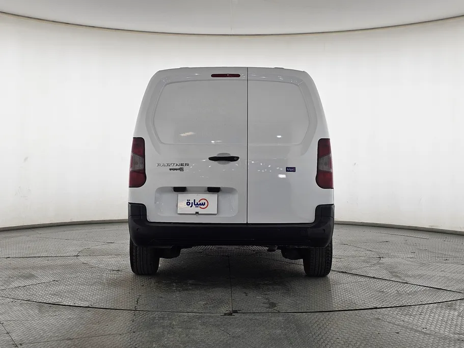 بيجو بارتنر Long van 2022 