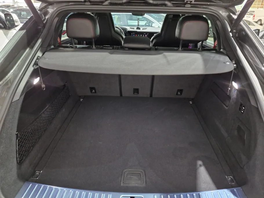 2025 Porsche Cayenne GTS 