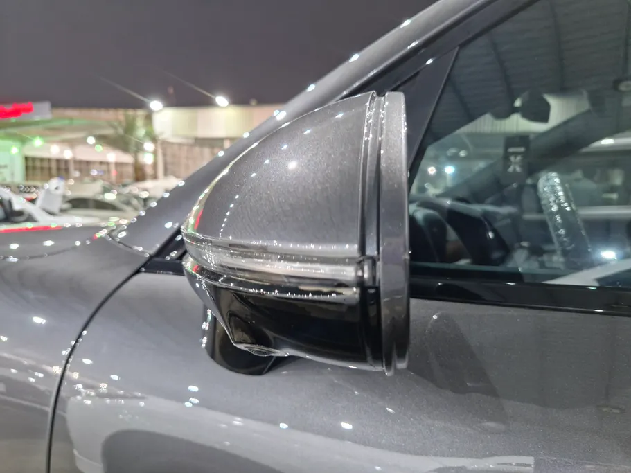 2025 Porsche Cayenne GTS 