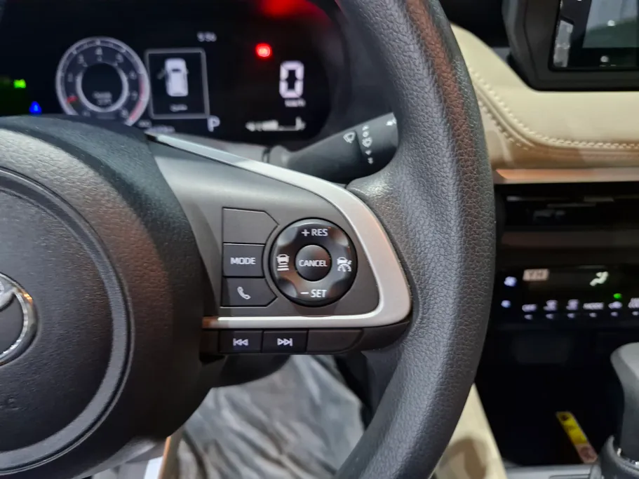 تويوتا يارس Y Plus 2026 