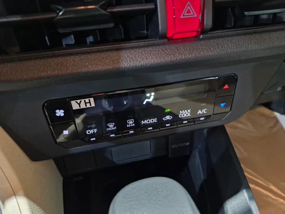 تويوتا يارس Y Plus 2026 