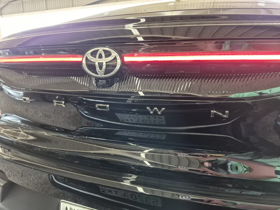 2023 Toyota Crown Majesta 