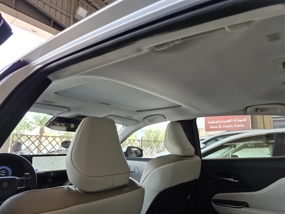 2023 Toyota Crown Premium 