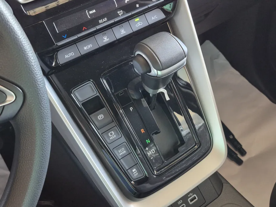 2024 Toyota Innova GL 