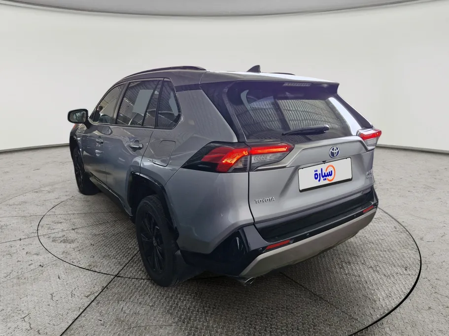 تويوتا راف فور XLE HEV 2023 