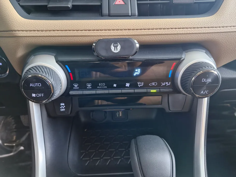 تويوتا راف فور XLE HEV 2023 