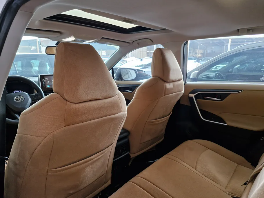 تويوتا راف فور XLE HEV 2023 