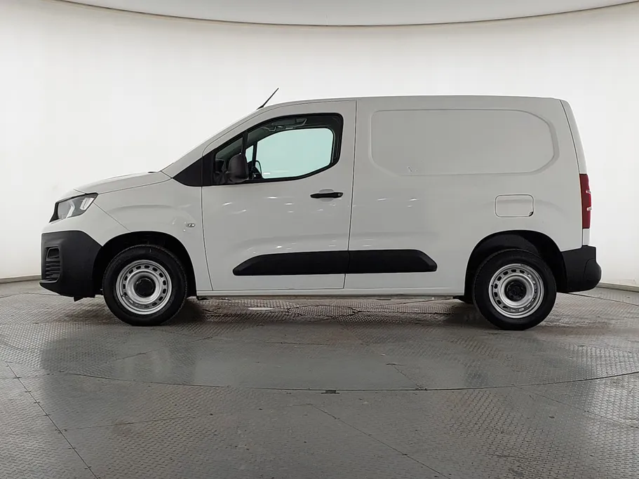 بيجو بارتنر Short van 2022 