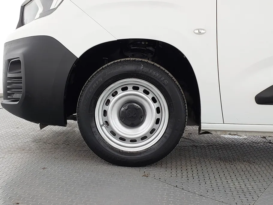 بيجو بارتنر Short van 2022 