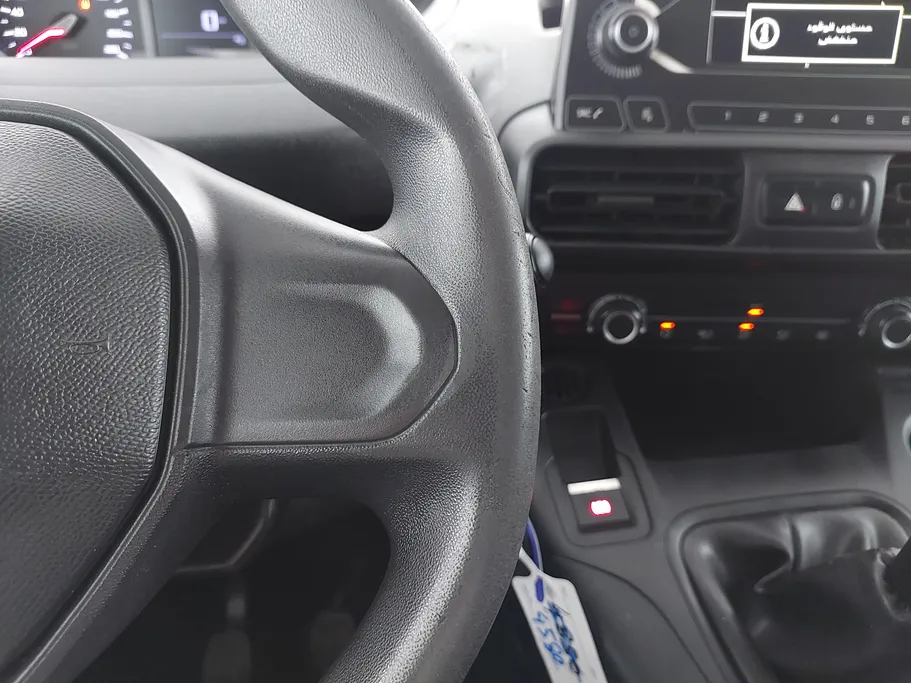 بيجو بارتنر Short van 2022 