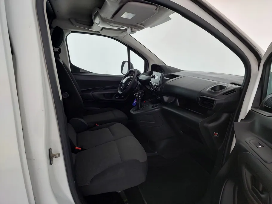 بيجو بارتنر Short van 2022 