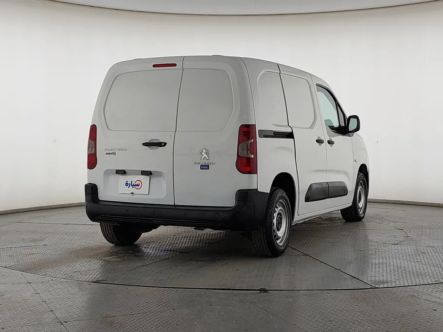 بيجو بارتنر Short van 2022 