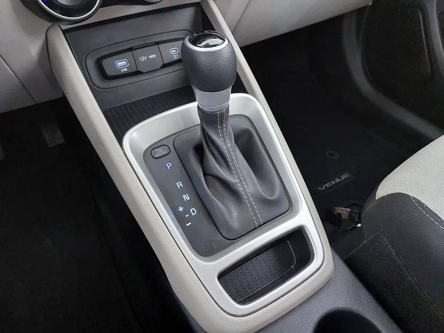 2024 Hyundai Venue Smart 