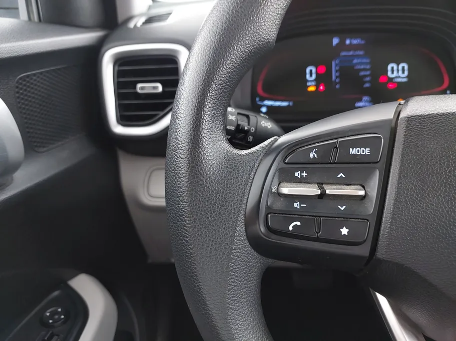 2024 Hyundai Venue Smart 