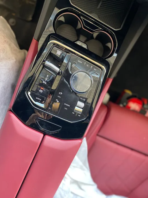 2025 BMW 5 Series 520i 