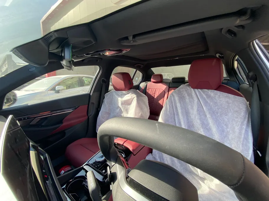 2025 BMW 5 Series 520i 