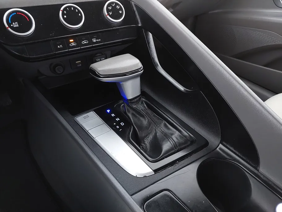 2021 هيونداي Elantra فلييت 