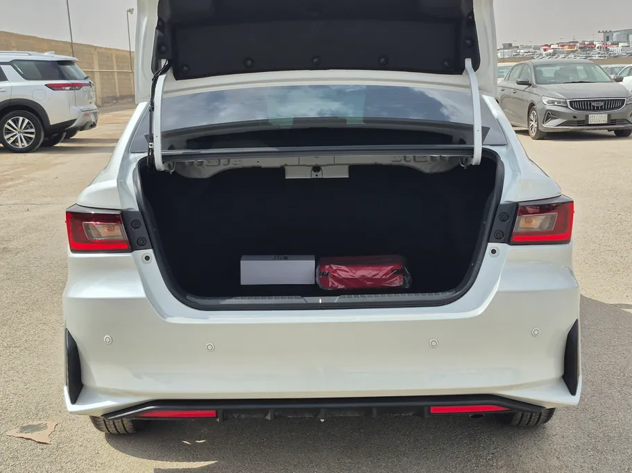 تويوتا يارس Y 2026 