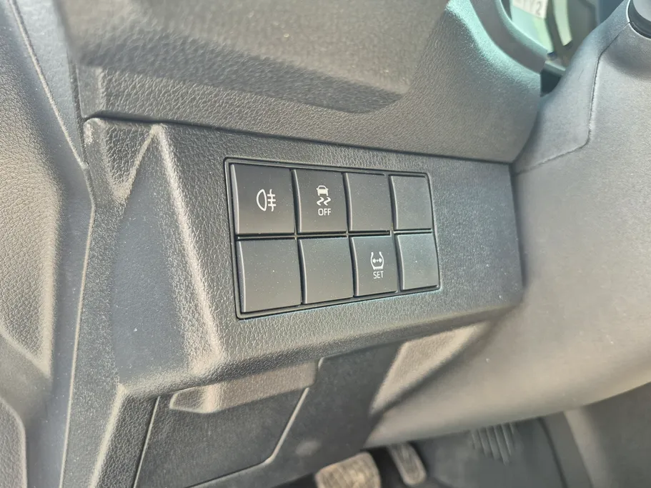 تويوتا يارس Y 2026 