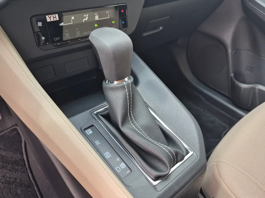 تويوتا يارس Y 2026 