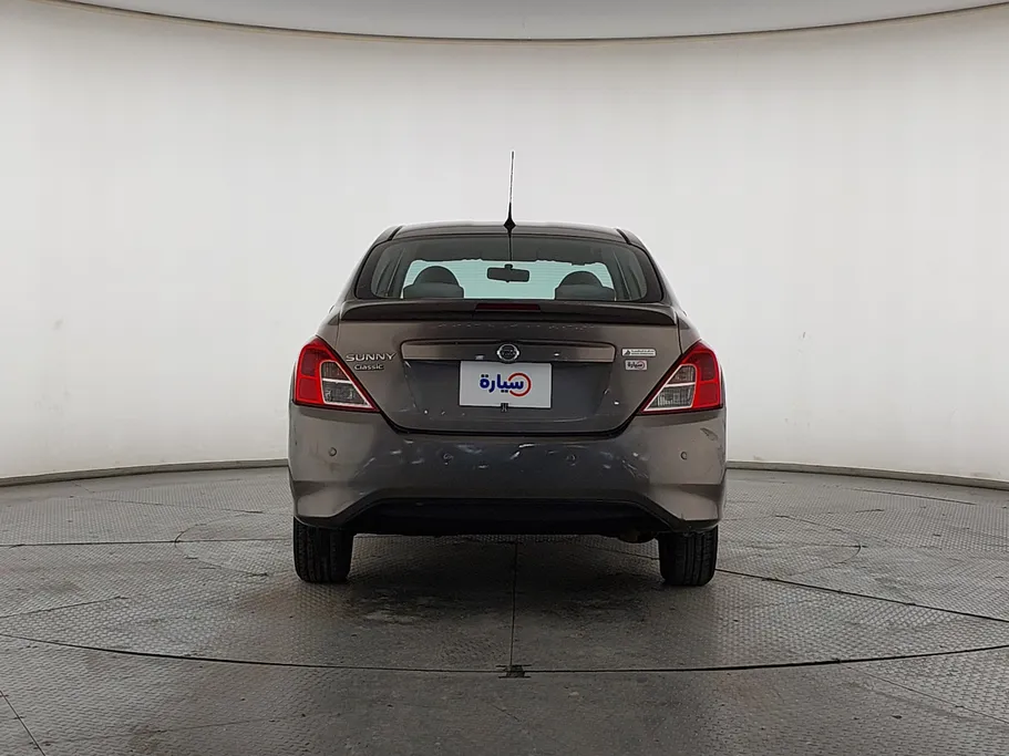 2021 Nissan Sunny Classic 