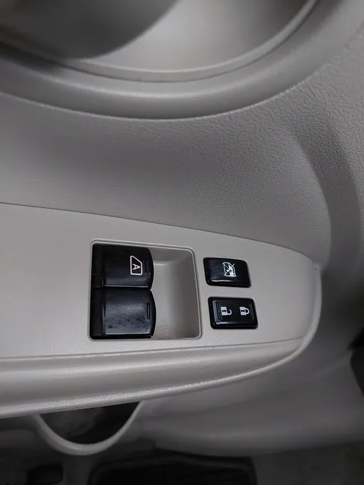 نيسان صني SV 2022 