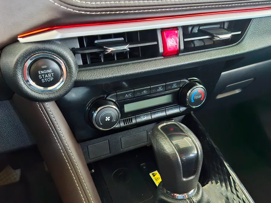 تويوتا يارس YX 2023 