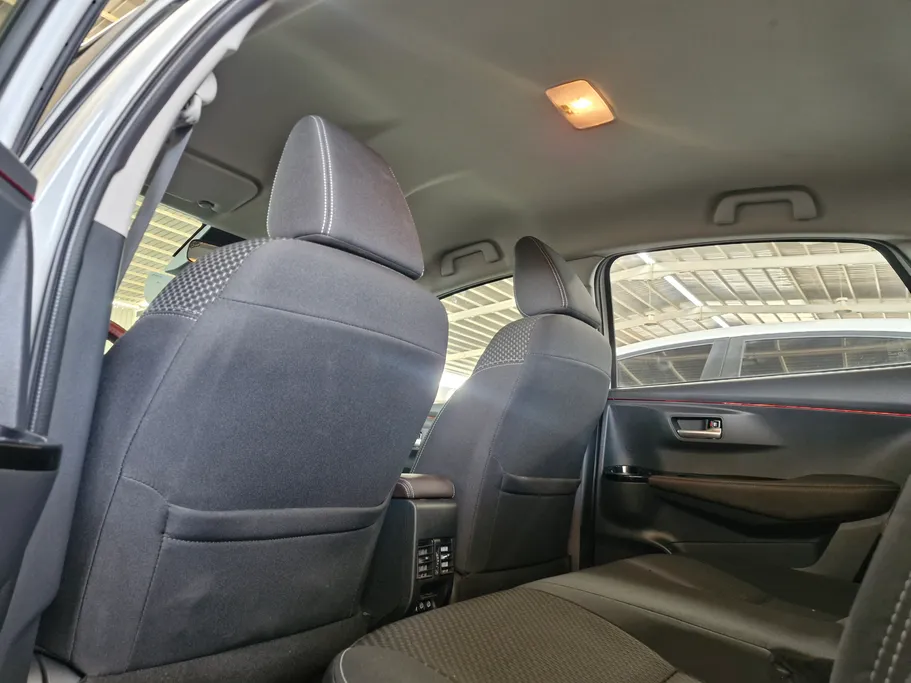 تويوتا يارس YX 2023 