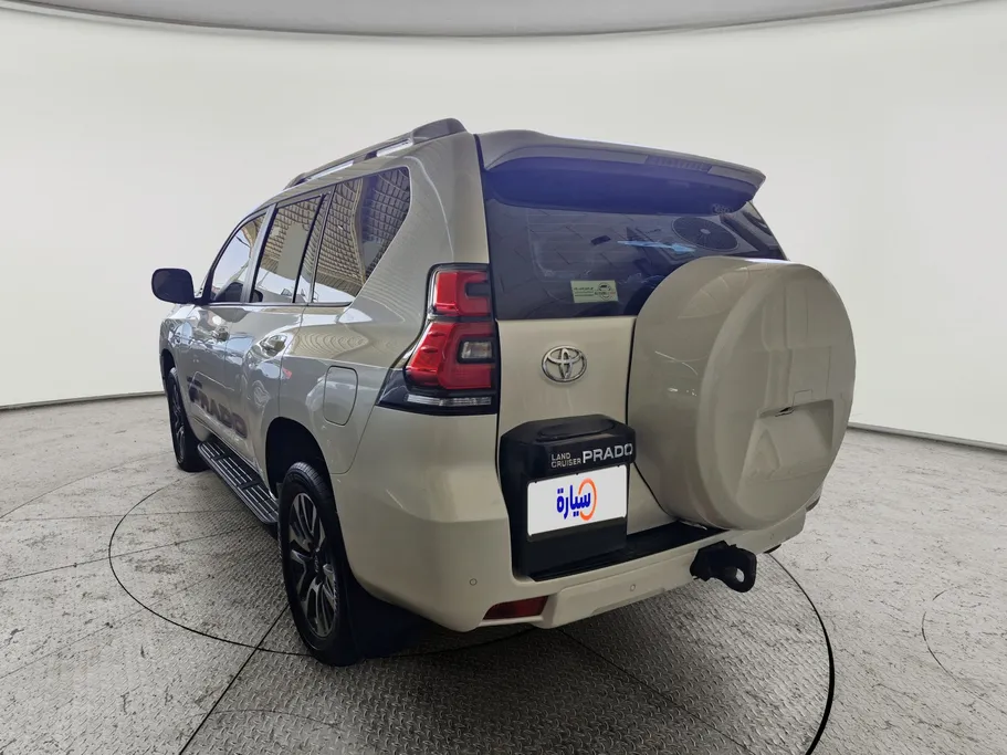 تويوتا برادو TXL 2022 