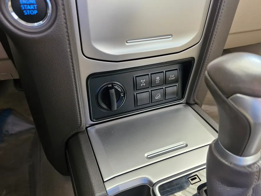 تويوتا برادو TXL 2022 