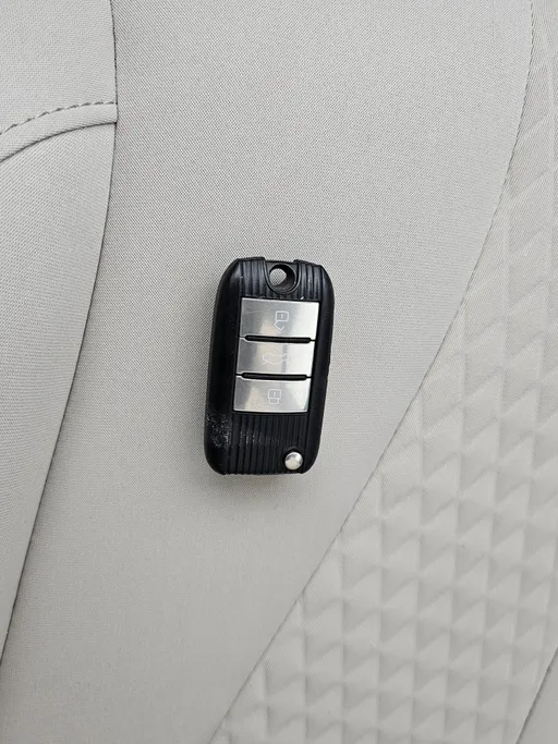 ام جي 5 COM 2023 