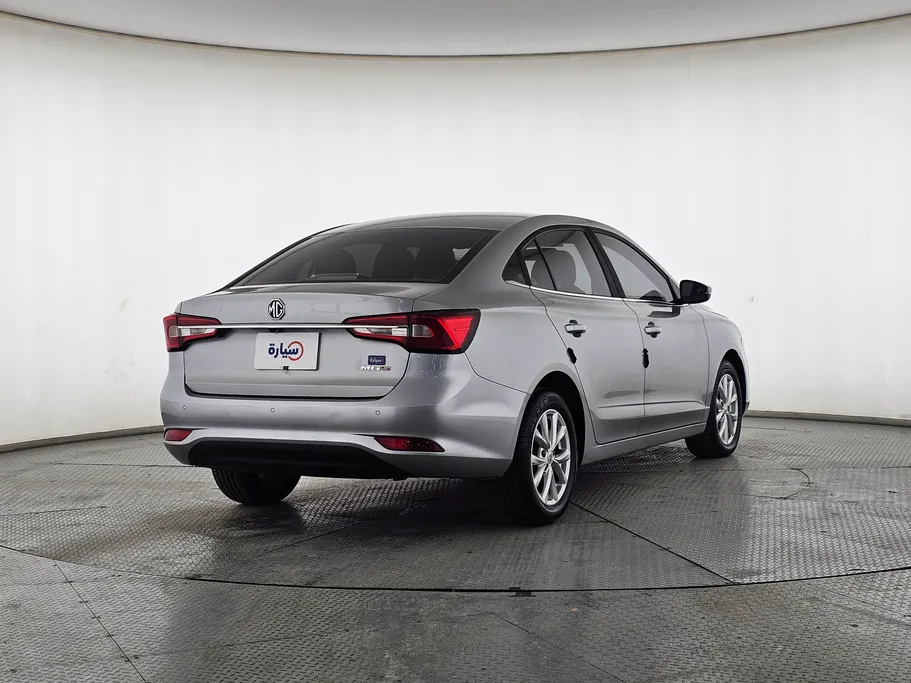 ام جي 5 COM 2023 