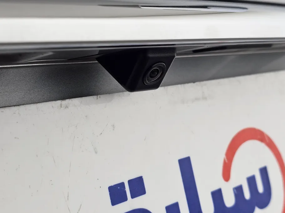 ام جي 5 COM 2023 