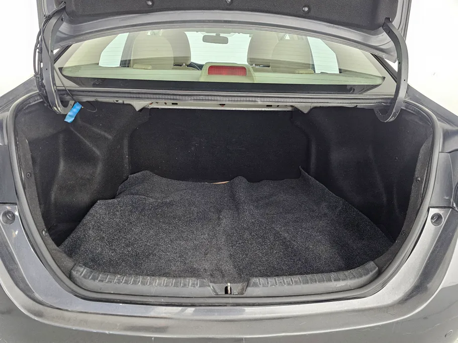 2021 Toyota Yaris  Y 