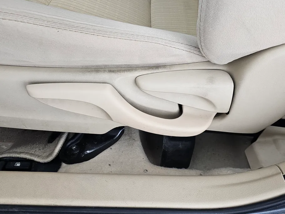 2021 Toyota Yaris  Y 