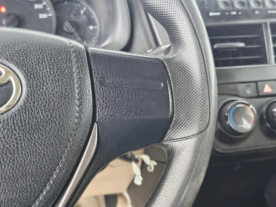 2021 Toyota Yaris  Y 