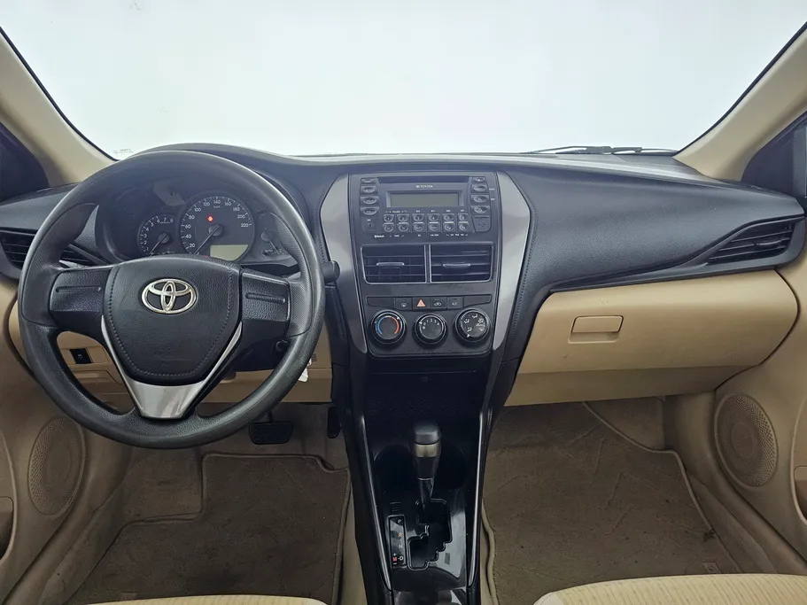 2021 Toyota Yaris  Y 