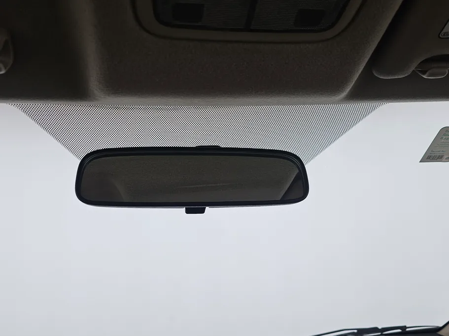 2021 Toyota Yaris  Y 