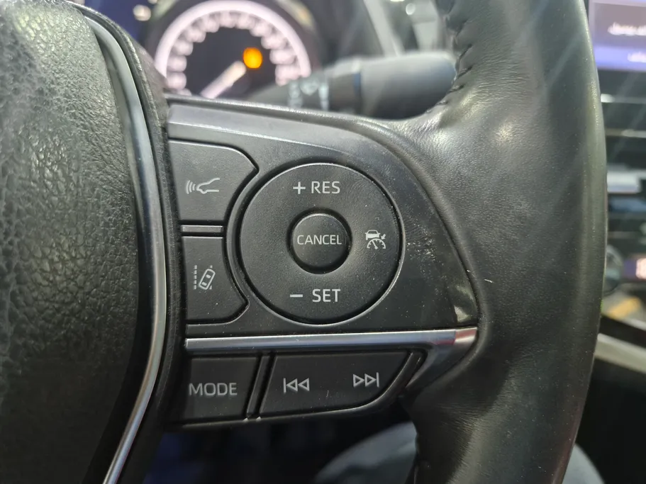 2022 Toyota Camry  SE 