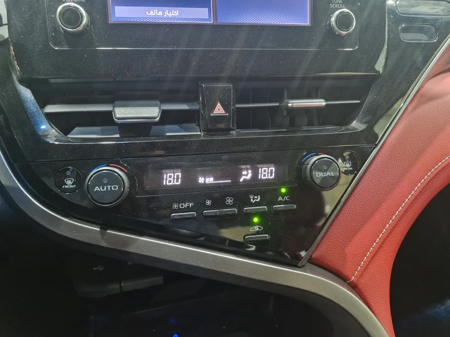 2022 Toyota Camry  SE 