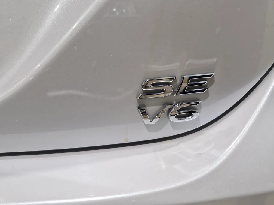 2022 Toyota Camry  SE 