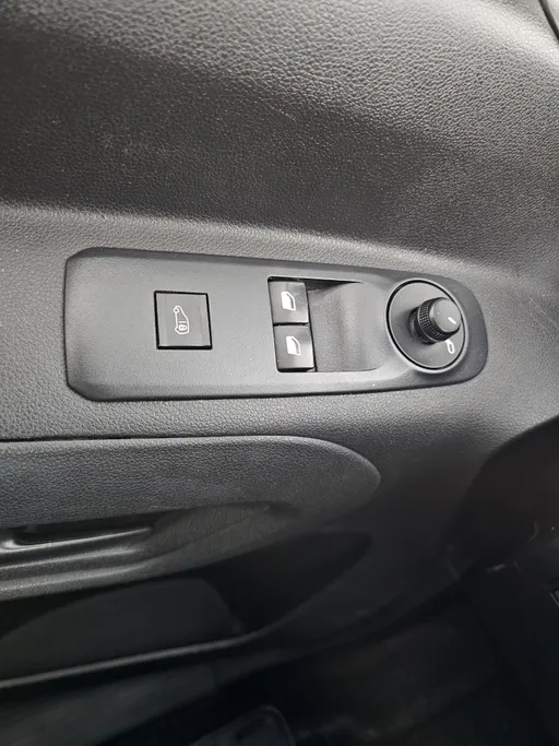 2022 Peugeot Partner Long van 