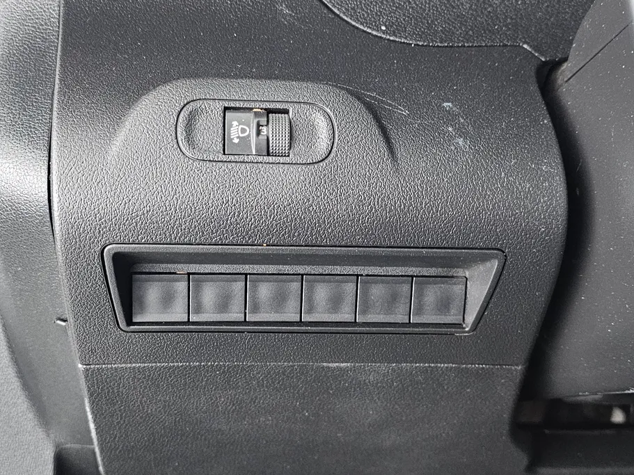 2022 Peugeot Partner Long van 