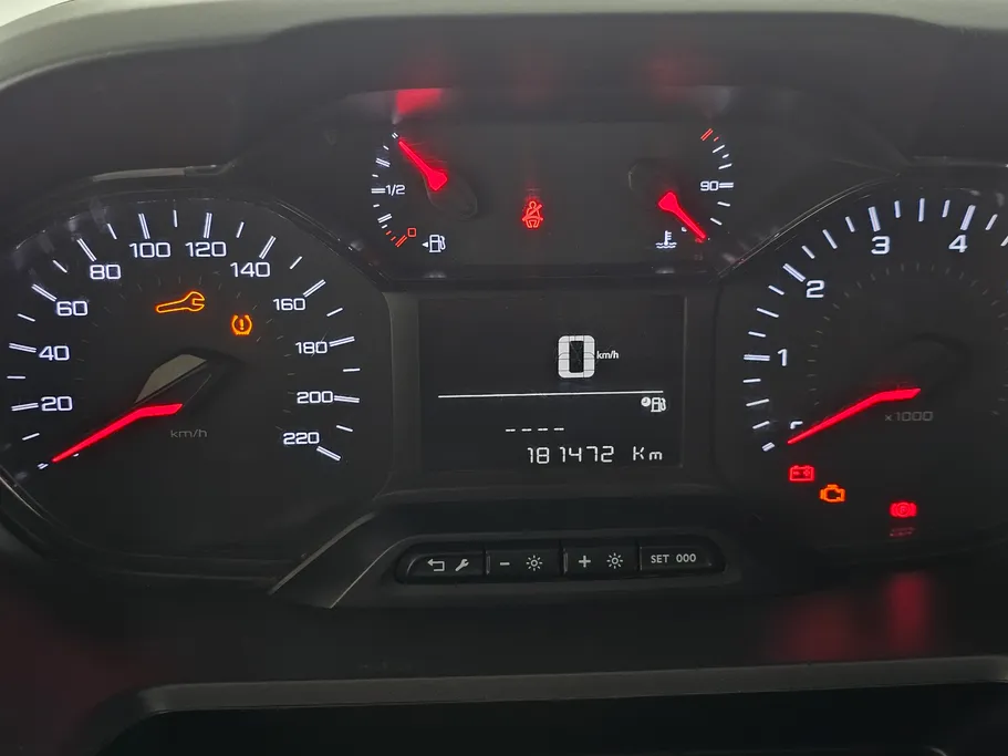 2022 Peugeot Partner Long van 