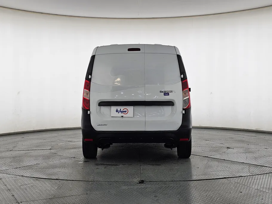 2021 Renault Docker Van بضاعة 