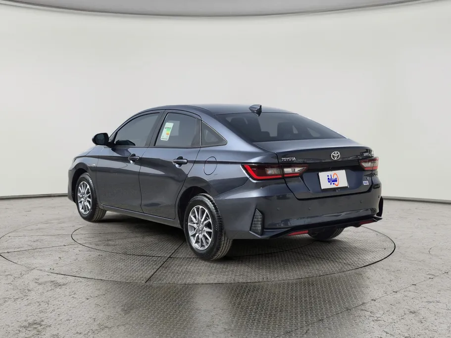 2024 Toyota Yaris  Y 