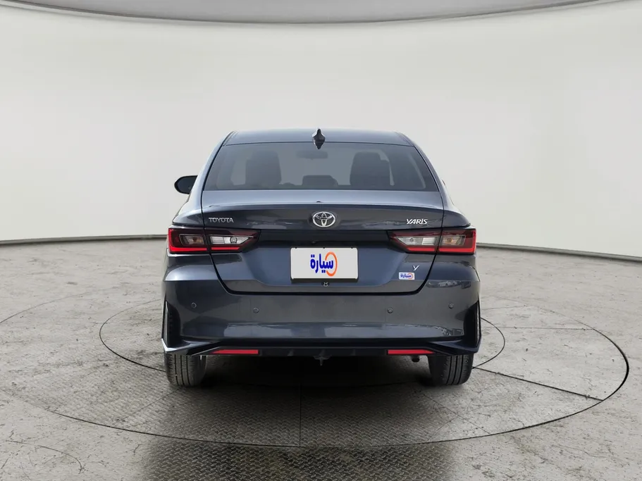 2024 Toyota Yaris  Y 