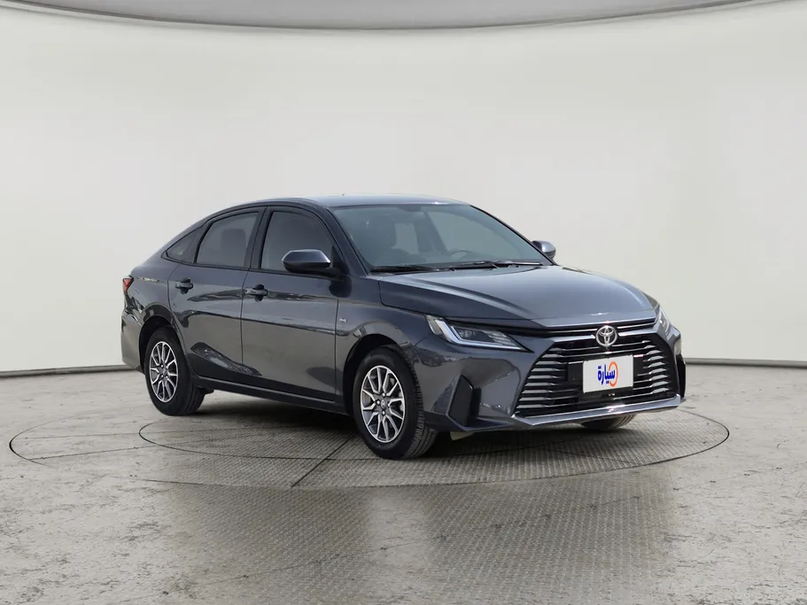 2024 Toyota Yaris  Y 
