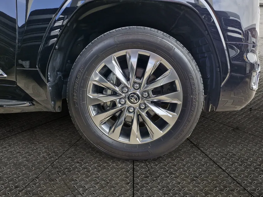 تويوتا لاندكروزر GXR4 2024 